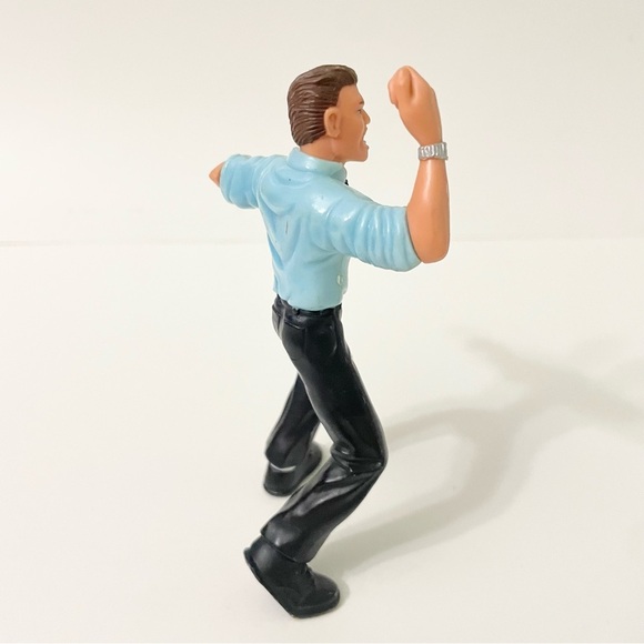 Vtg 1999 WCW Referee Wrestling Action Figure Toy Biz - Picture 5 of 9